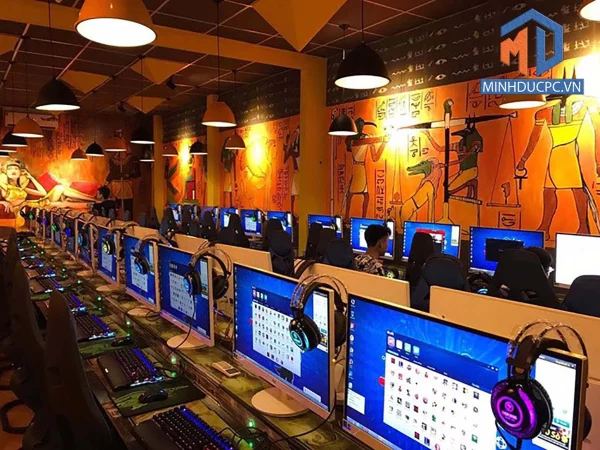 Phòng game 35 máy Core i3-6100, 8Gb, GTX960 2GD5, Mor 27inch, bàn ghế A-Z