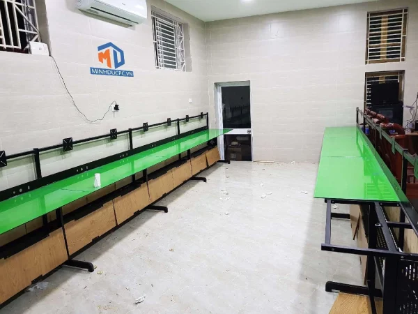 Bàn 1 cấp tai treo ngang dùng cho màn 20 – 32 inch