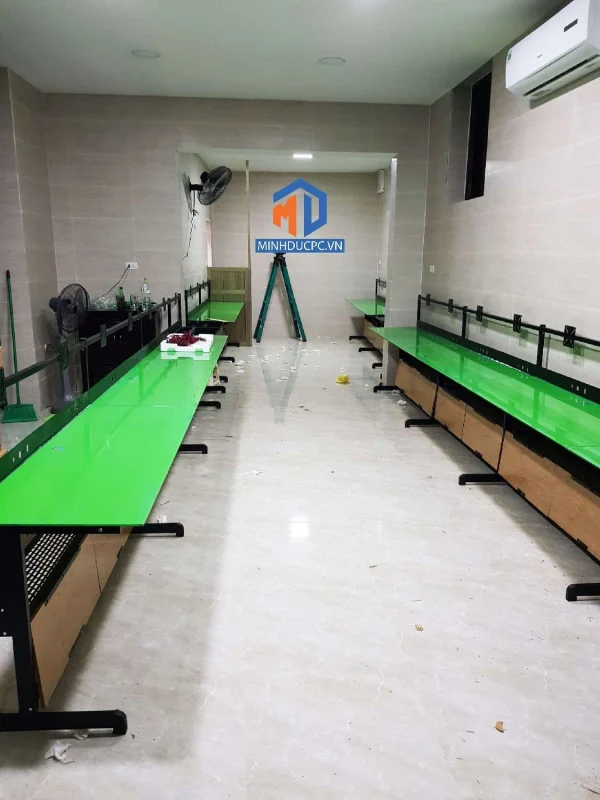 Bàn 1 cấp tai treo ngang dùng cho màn 20 – 32 inch