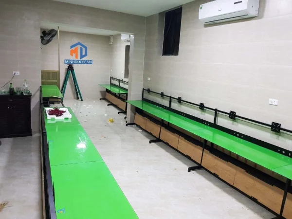 Bàn 1 cấp tai treo ngang dùng cho màn 20 – 32 inch