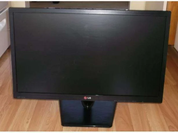 Màn Hình LG 24EN33