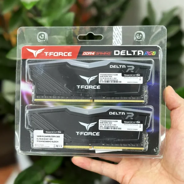 RAM T-Force Delta RGB 8GB DDR4 3600MHz TF3D48G3600HC18JBK